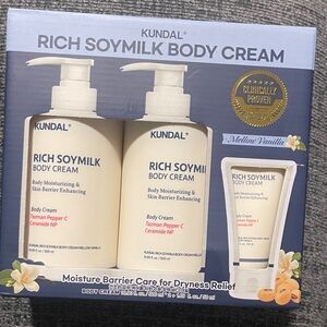 Rich Soymilk Body Cream - White